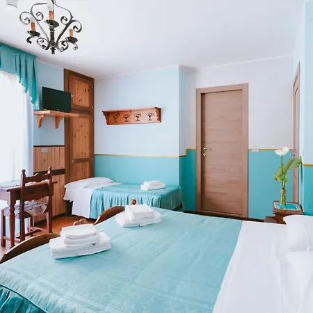 Hotel Napoleon Montjovet Room photo