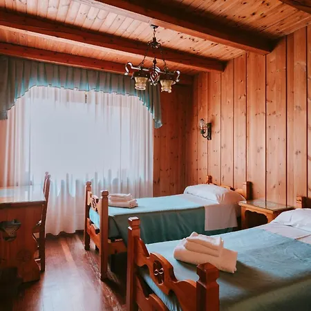 Hotel Napoleon Montjovet Room photo