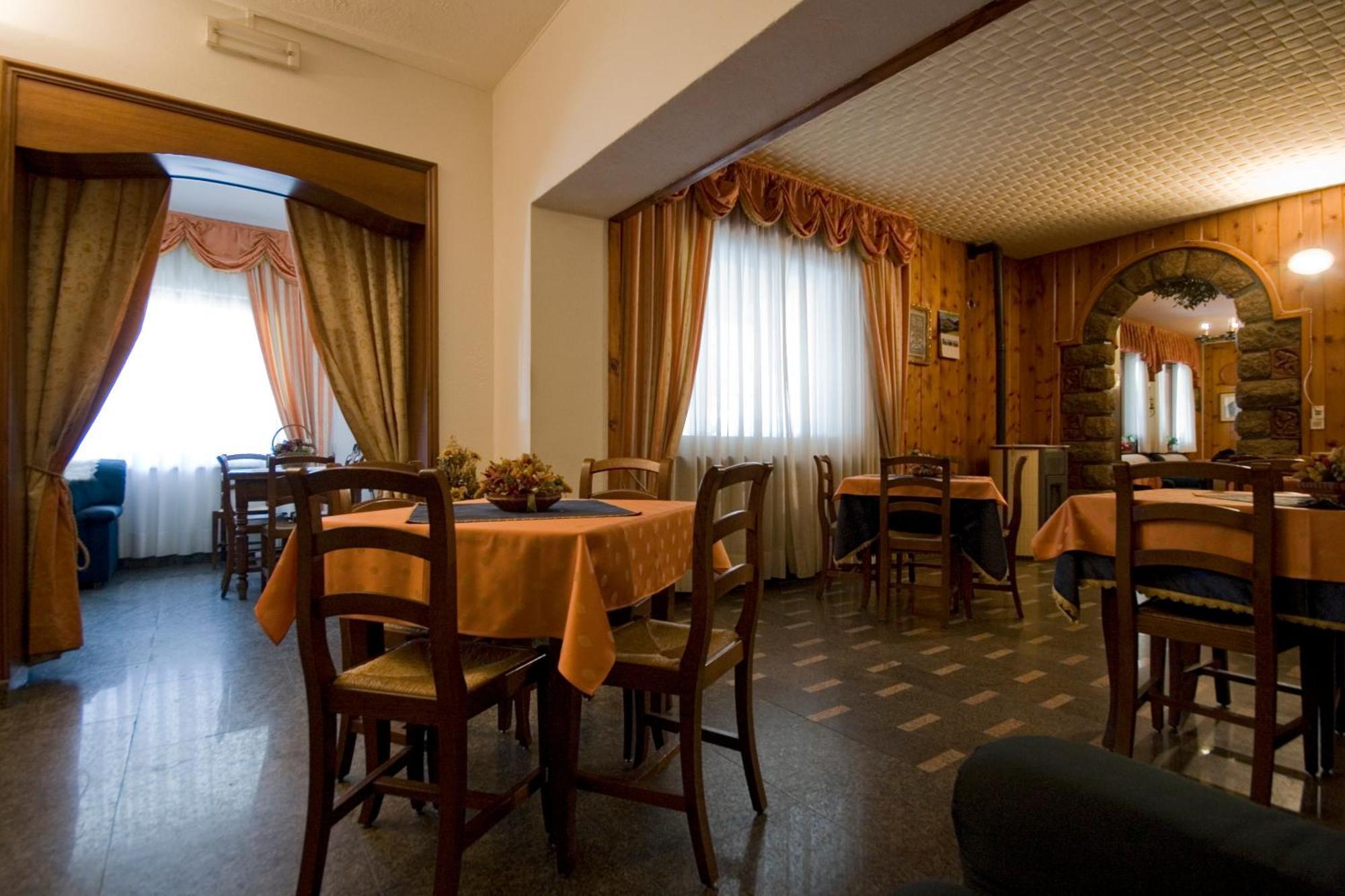 Napoleon Hotel 3*